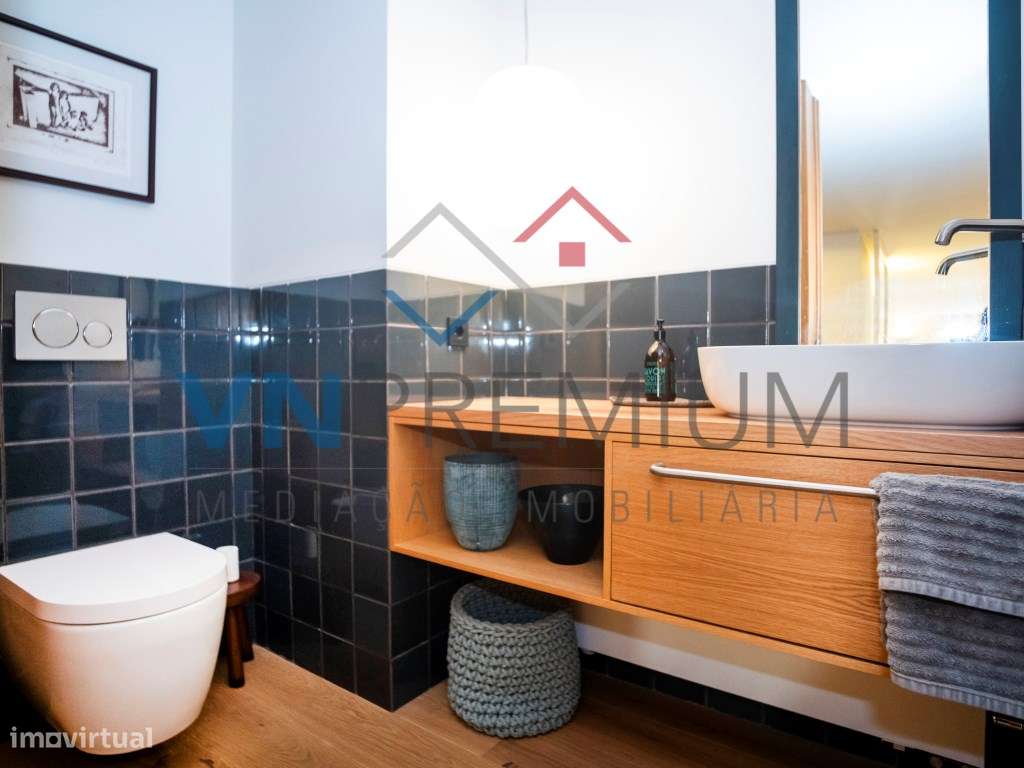 Belíssimo apartamento totalmente remodelado com materiais topo de gama-47