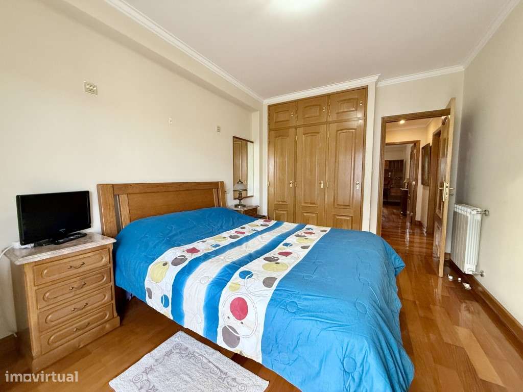 Apartamento T2 com parqueamento em Odivelas-8