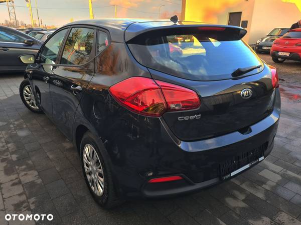 Kia Ceed 1.4 CVVT Attract plus - 4