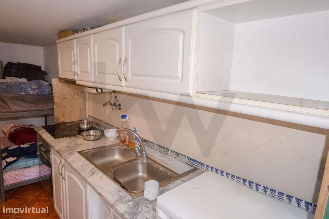 Acolhedor Estúdio T0 no Centro de Alfama-8