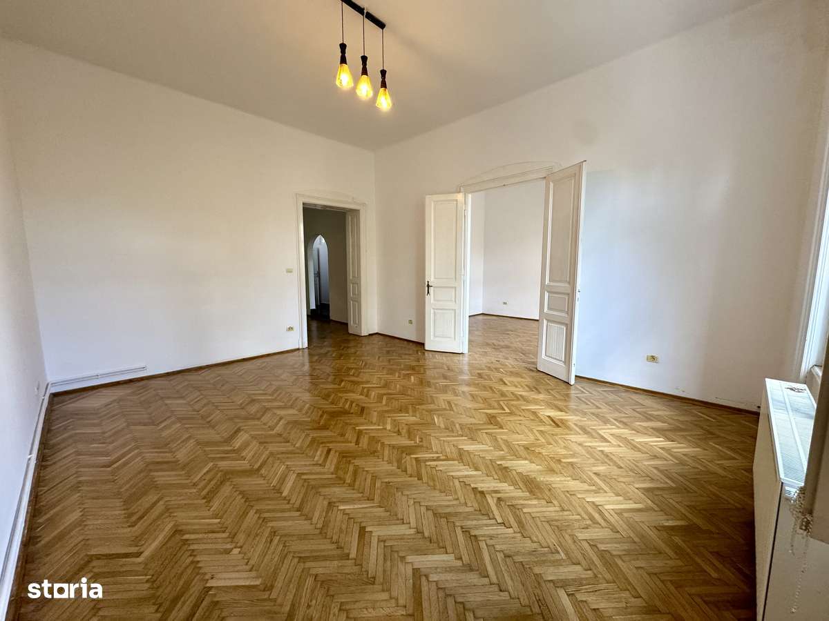 Vand apartament 3 camere, ultracentral, Piata Mica-2