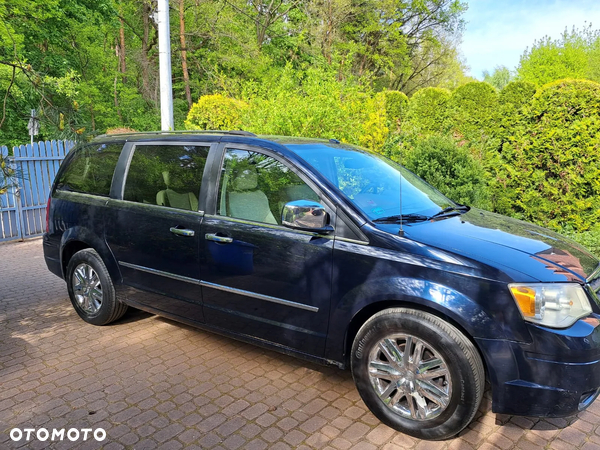 Chrysler Town & Country 4.0 Limited - 10