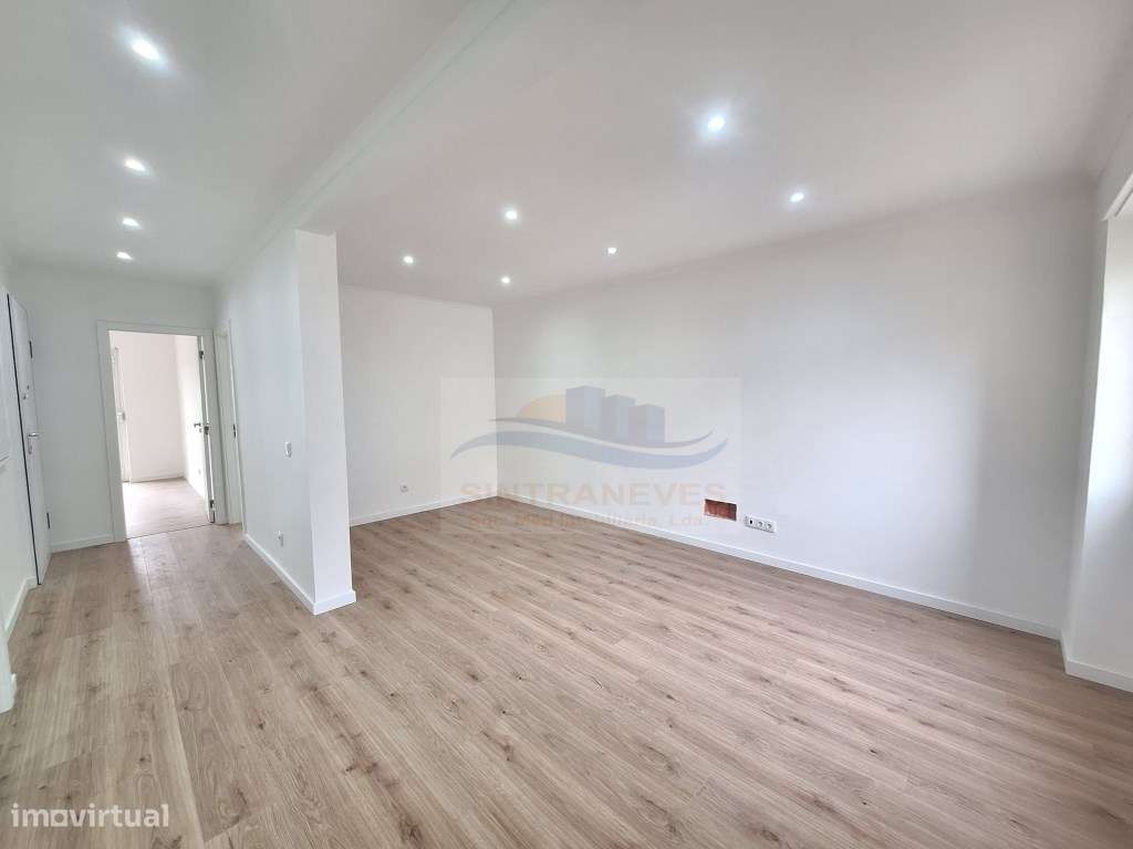 T3 Totalmente remodelado com varanda, Queluz - Grande imagem: 5/27