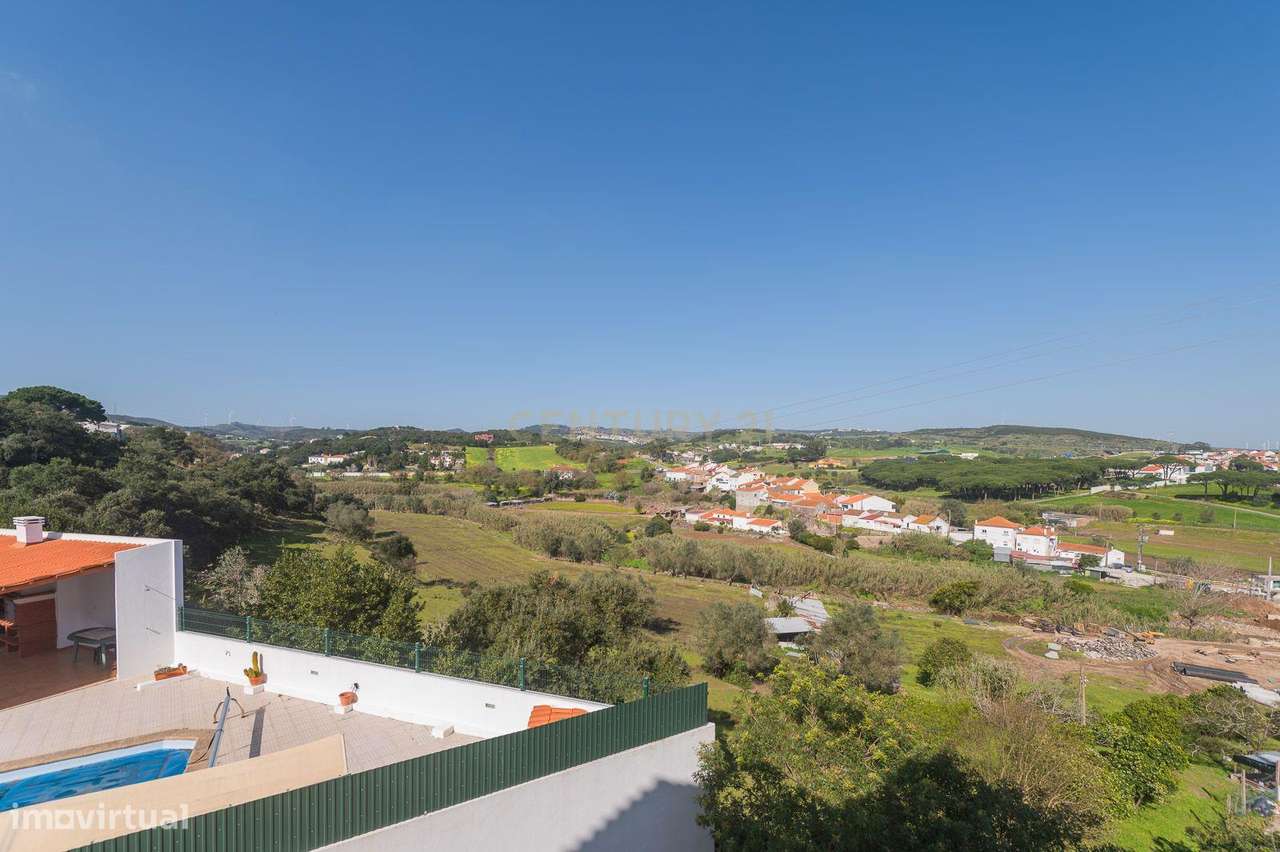 Apartamento T3 com Garagem em Loures-41