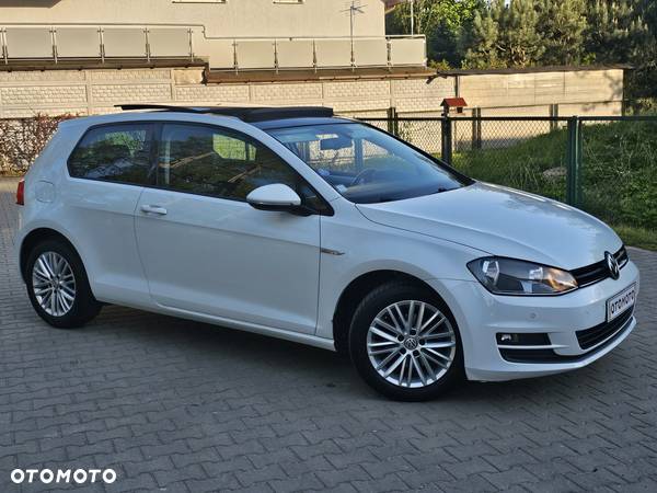 Volkswagen Golf 1.2 TSI BlueMotion Technology Cup - 5