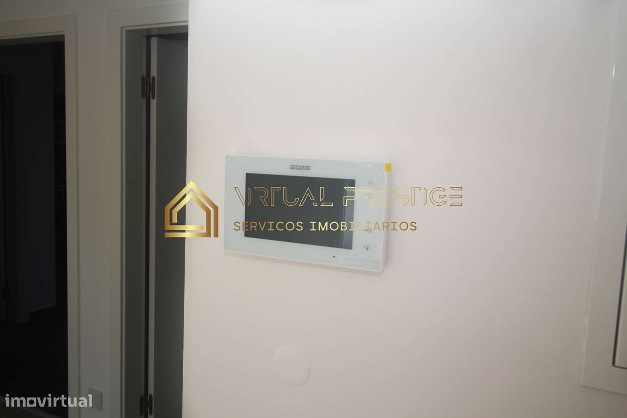 Moradia geminada T4 em construção | varandas + logradouro | Fernão...-7