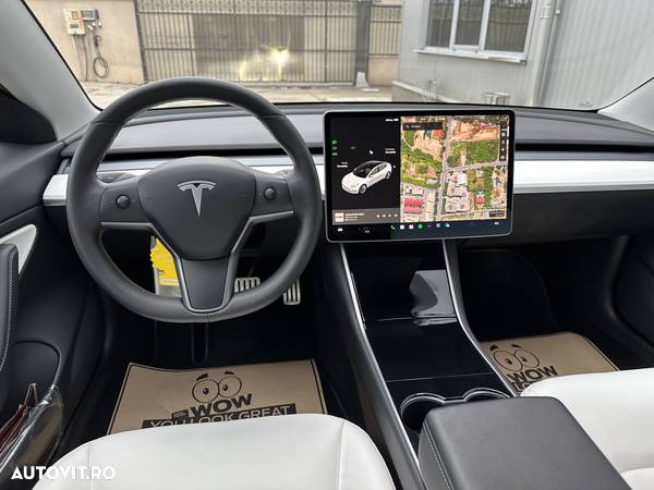 Tesla Model 3 Langstreckenbatterie Allradantrieb Dual Motor Performance - 18