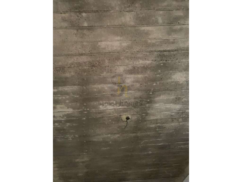 Prédio com dois pisos independentes para recuperação total-22