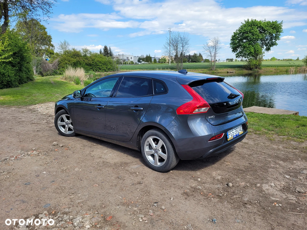 Volvo V40 D2 Base - 4