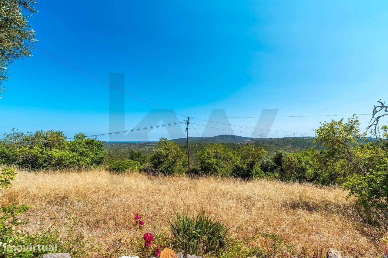 Ruína com Terreno de 2.100m2, Vista Mar e Potencial de Reabilitação – - Grande imagem: 5/30