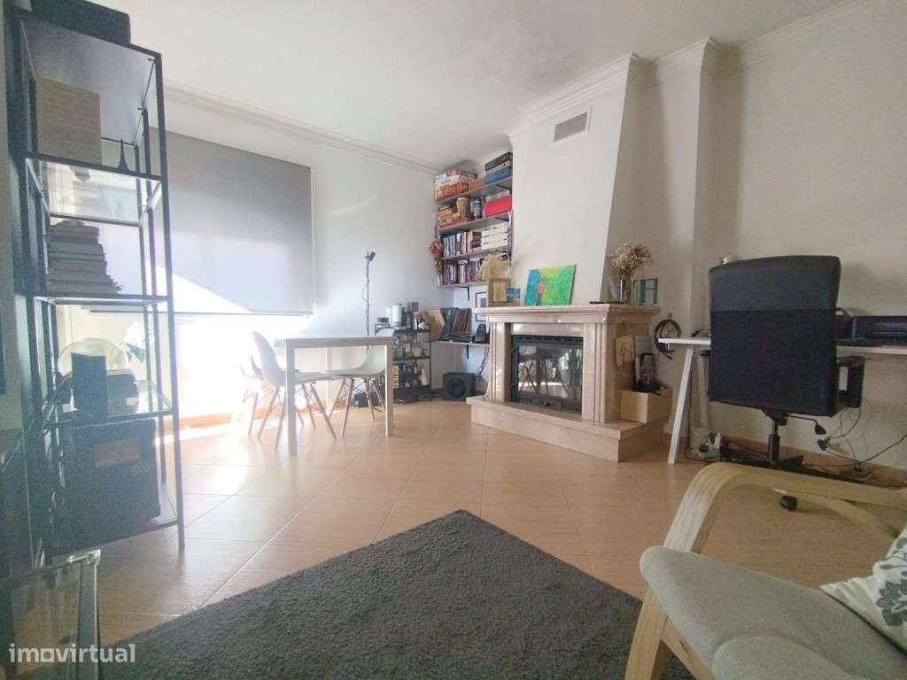 T2 com estacionamento e arrecadação em São Marcos-5