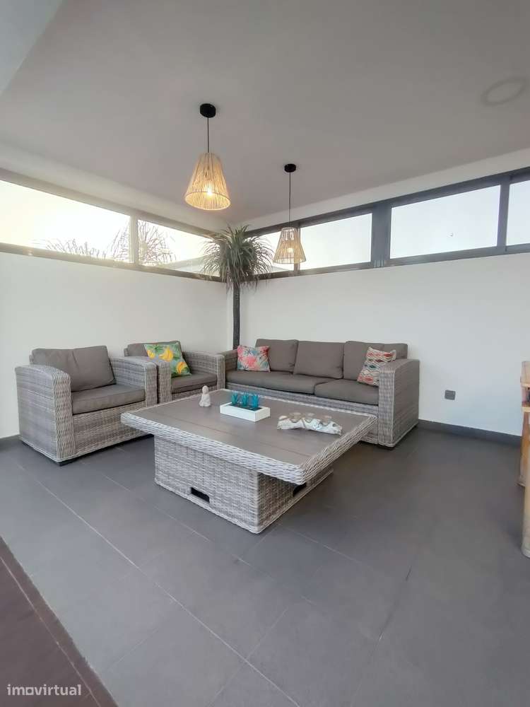 Moradia térrea T3 com Piscina-35