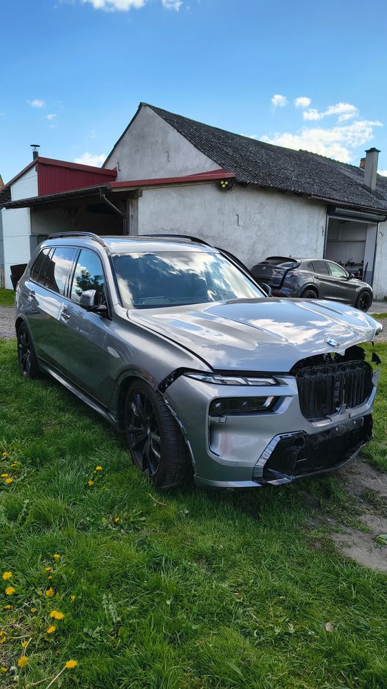 BMW X7 G07 xDrive40d 2025