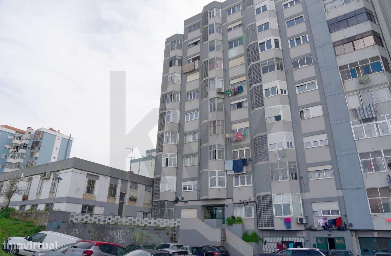 Apartamento T1 totalmente remodelado na Rua Vasco da Gama Fernandes --17