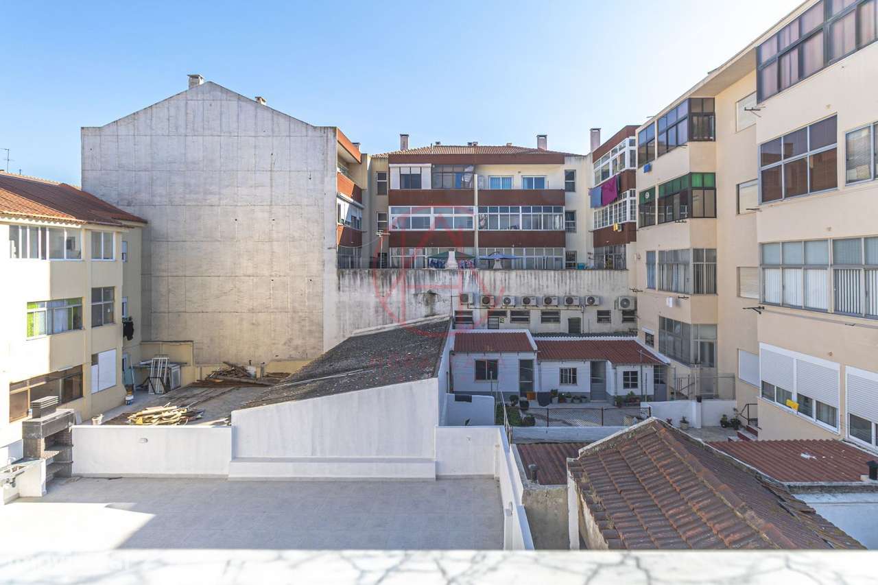 T3 com terraço Barreiro-18