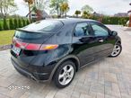 Honda Civic 1.8 Comfort - 18