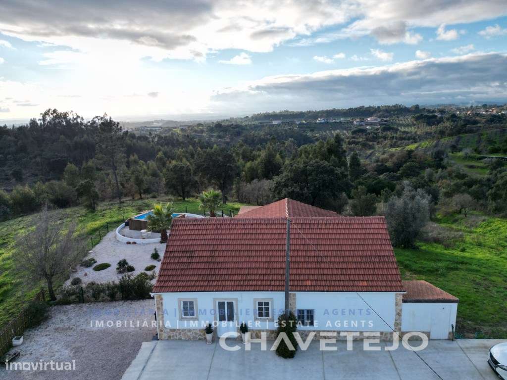 Encantadora casa de pedra T3 com piscina inserida em terreno 11.840... - Grande imagem: 4/60
