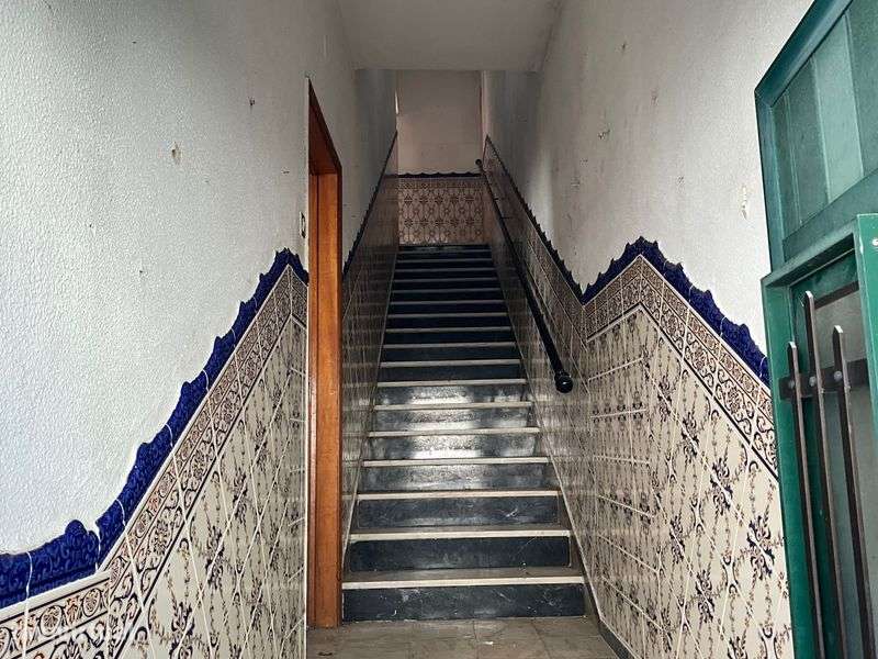 OPORTUNIDADE - FERREIRA DO ALENTEJO - MORADIA R/C + 1º ANDAR + TERRAÇO - Grande imagem: 4/12