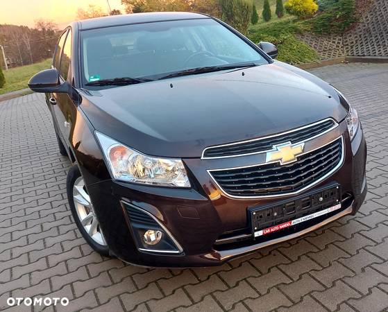 Chevrolet Cruze 1.6 - 15