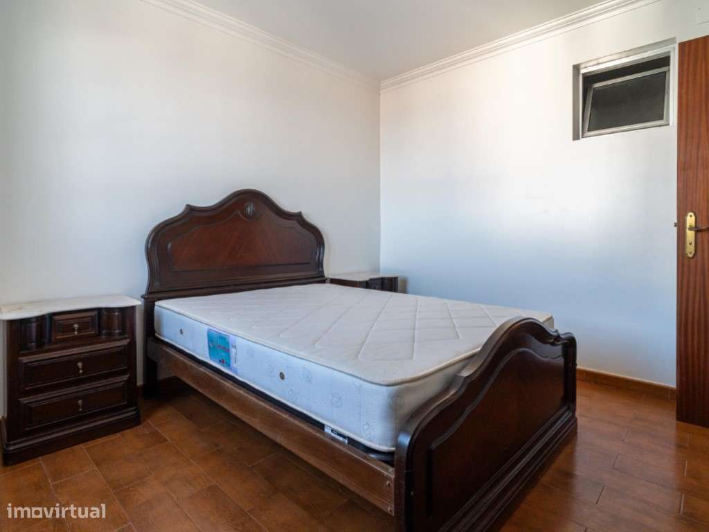 Apartamento T2+1 com Vista Mar a 2 passos da praia da Nazaré-14