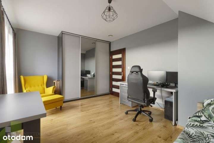 Dom 156m2 z ogrodem i fotowoltaiką blisko szkoły.-13