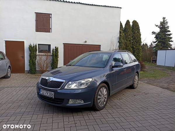 Skoda Octavia 2.0 TDI Elegance DSG - 1