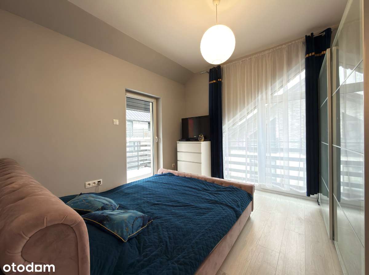 Urokliwy dom w Zabierzowie| 139m2| 4 pokoje| ogródek|-9