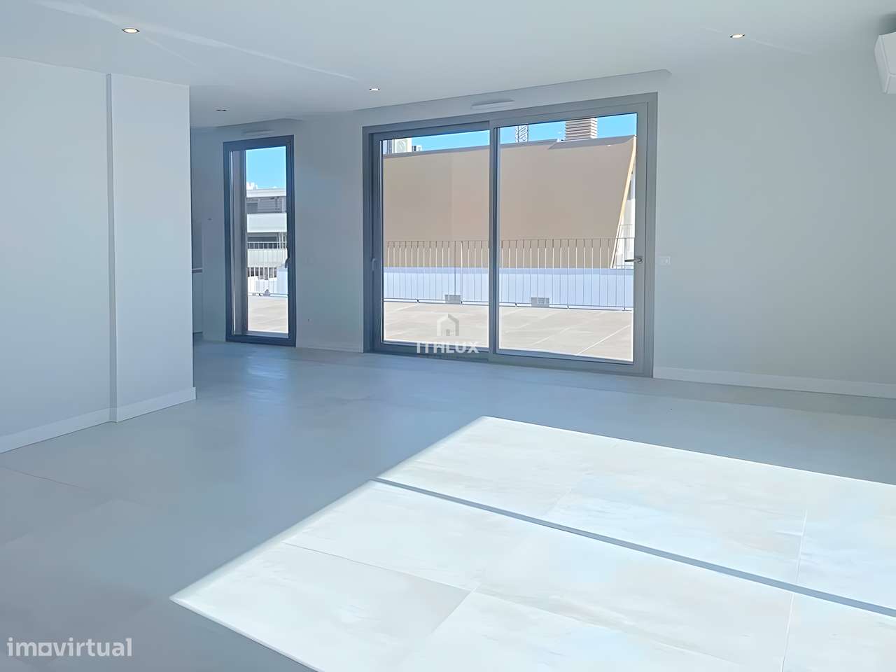 Espetacular apartamento de 2º andar - 2 quartos, a uma curta distância - Grande imagem: 3/19