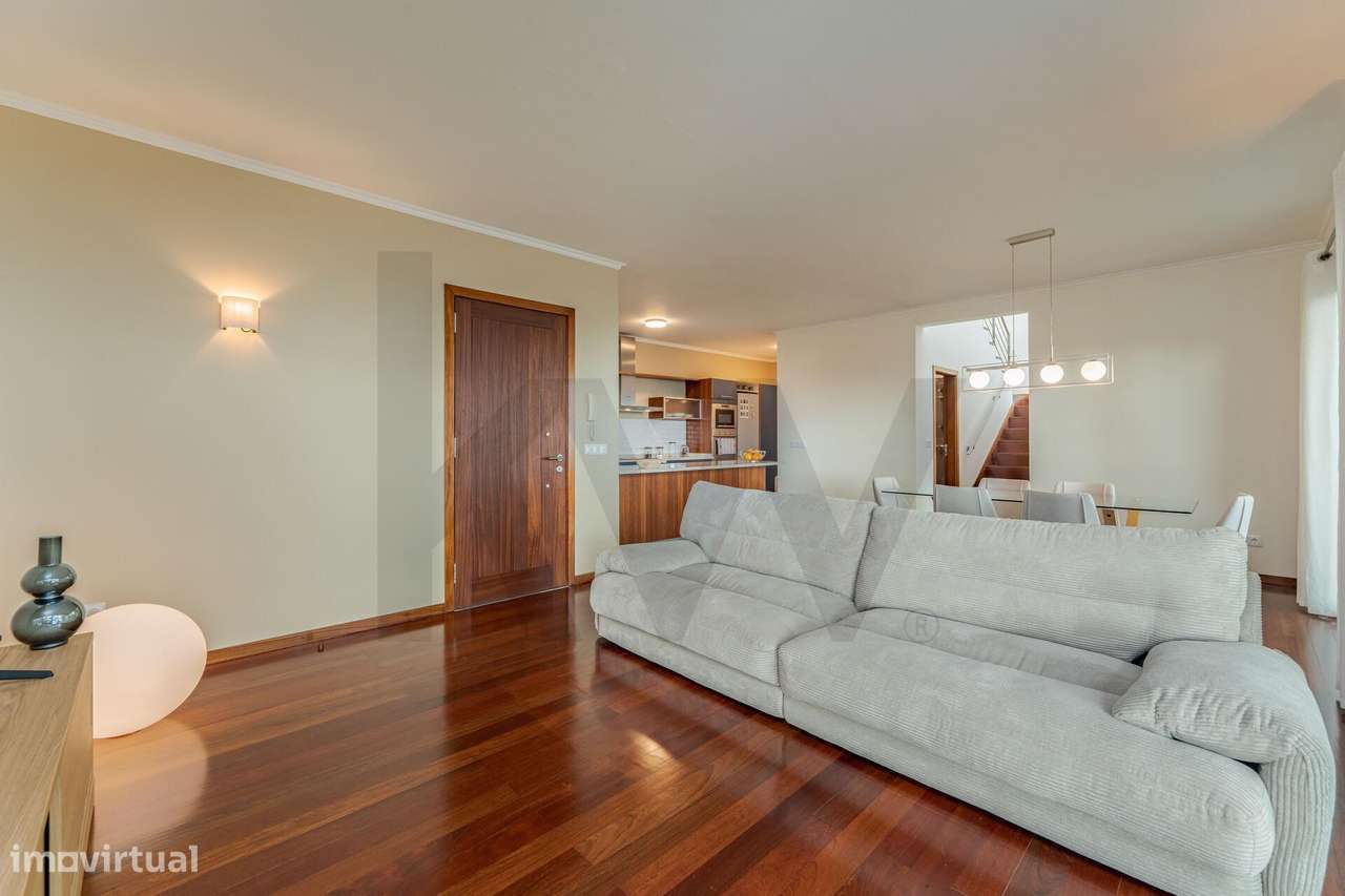 Moradia em São Roque com Vista Sobre a Baía do Funchal - Grande imagem: 5/60