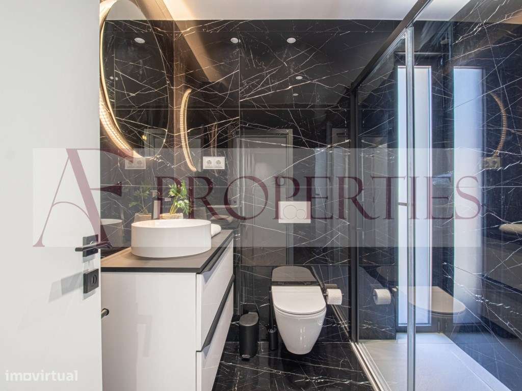 Moradia de luxo isolada com piscina aquecida, jardim e acabamentos ...-39