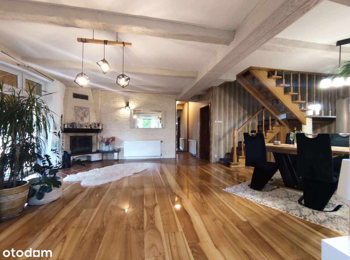 Oszczędny w eksploatacji dom, dwa garaże, duża zagospodarowana działka-12