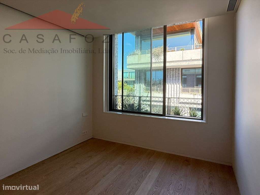 Venda Apartamento T3 Duplex Novo em Nevogilde-28