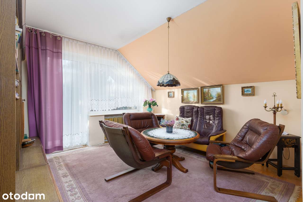 Dom dla rodziny z osobnym mieszkaniem!-12