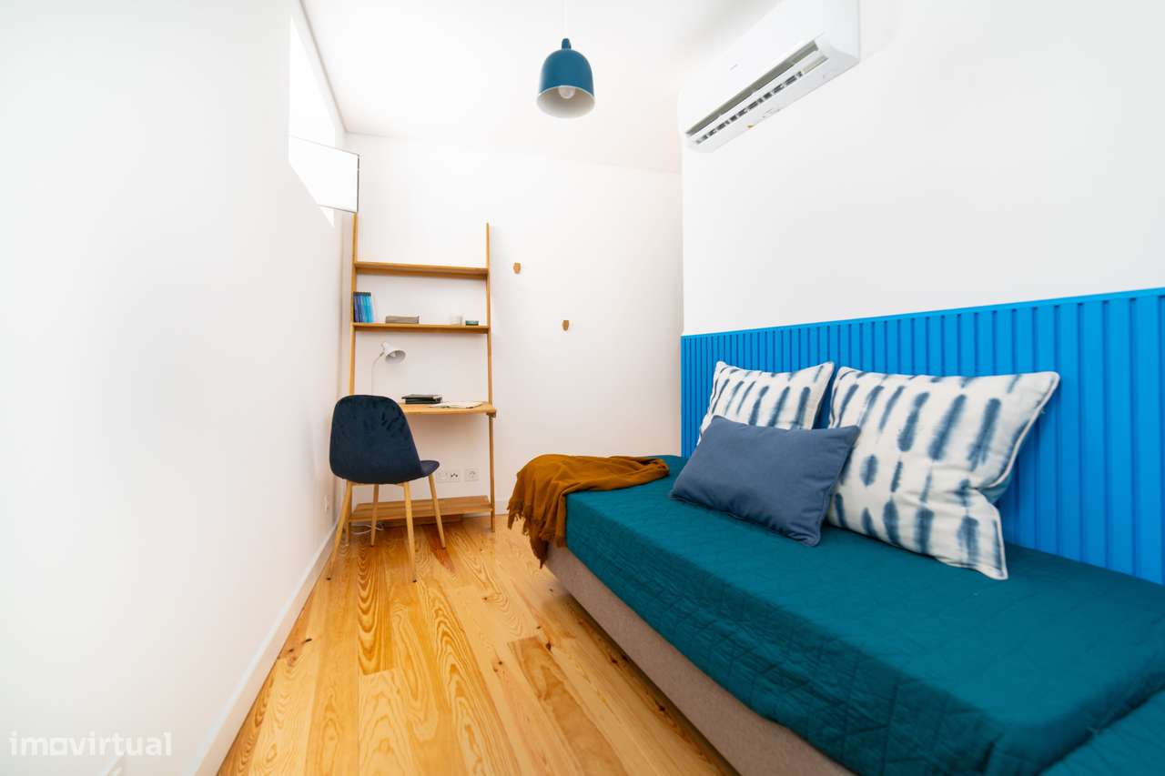 Apartamento T2 à venda no Largo Conde-Barão-22