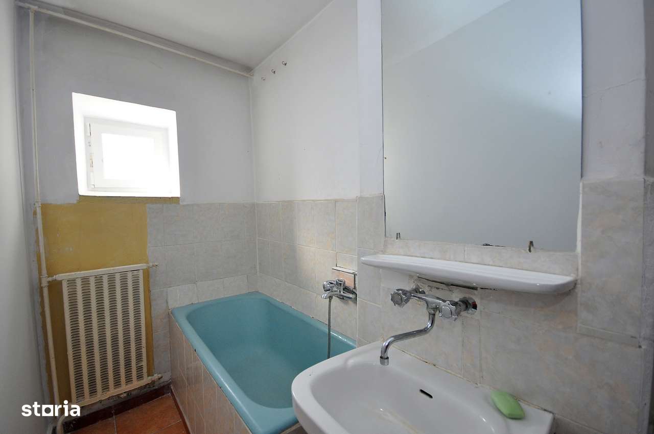 Militari Lujerului metrou garsoniera decomandata 40 mp bloc din 1989-7