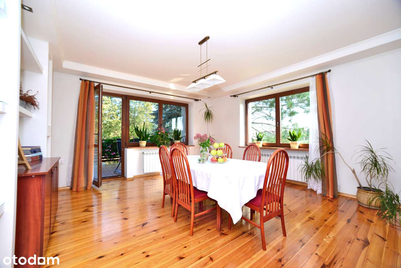 Wygodny dom z dużym terenem w Kampinosie-5