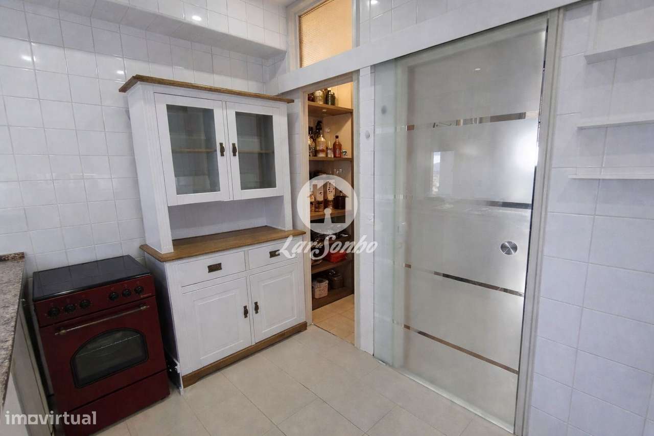 Apartamento no centro de Barcelos.-11