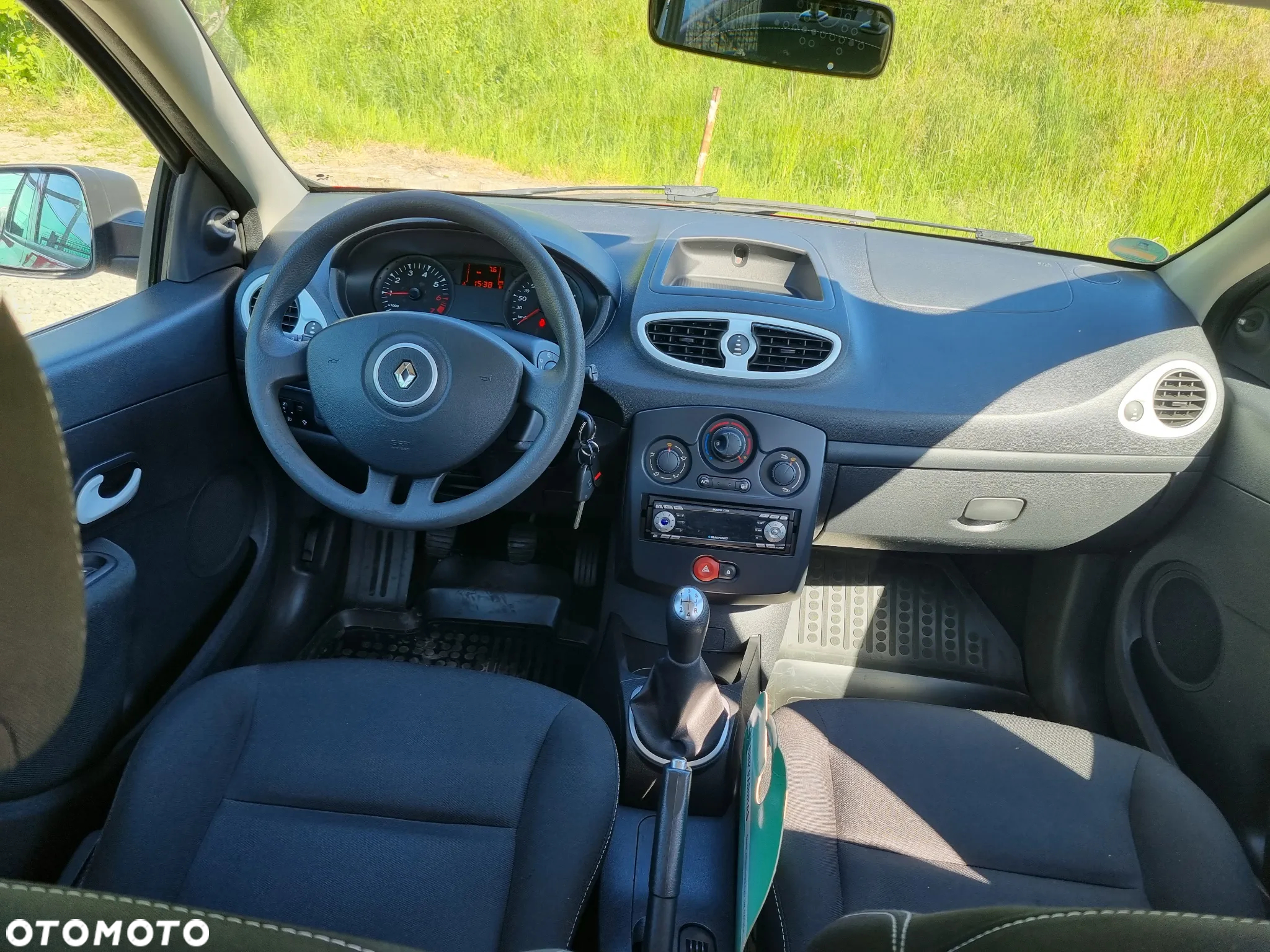 Renault Clio - 22