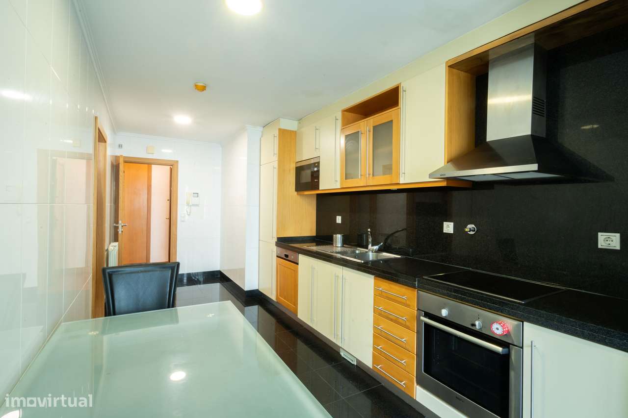 Viver a 250 m do Mar | T2 com Garagem Box + 1 Lugar em Espinho SD/CO - Grande imagem: 4/23