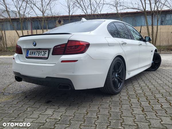 BMW Seria 5 525d xDrive - 3