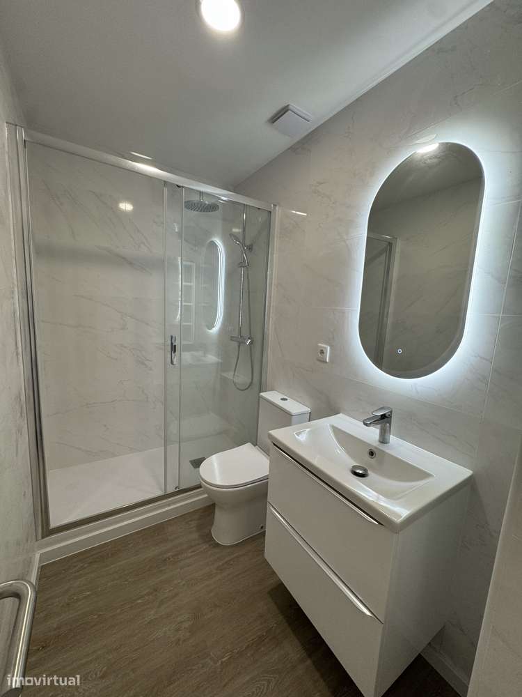 Apartamento T3 - Totalmente Remodelado Pronto a Habitar - Grande imagem: 5/12