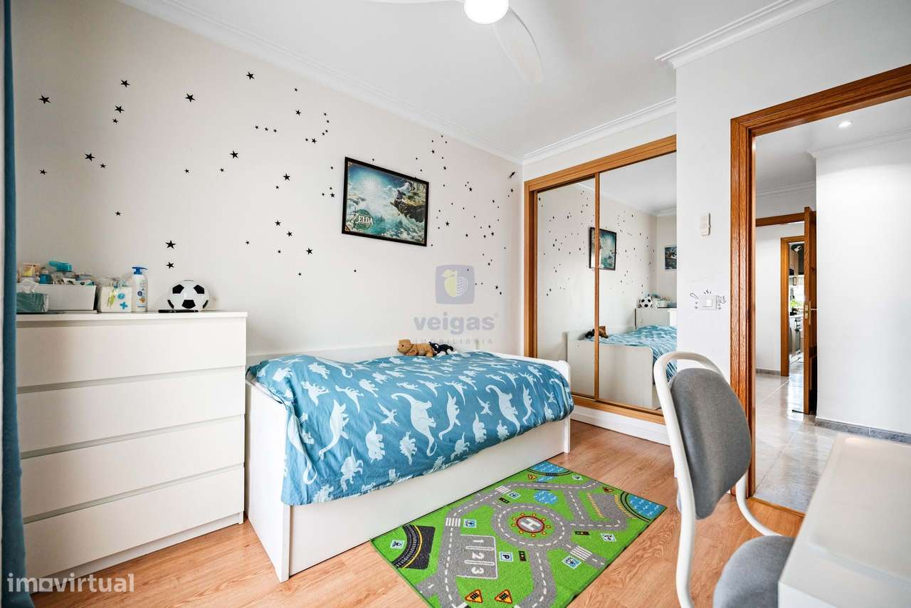 Apartamento T3 com garagem na Baixa da Banheira-20