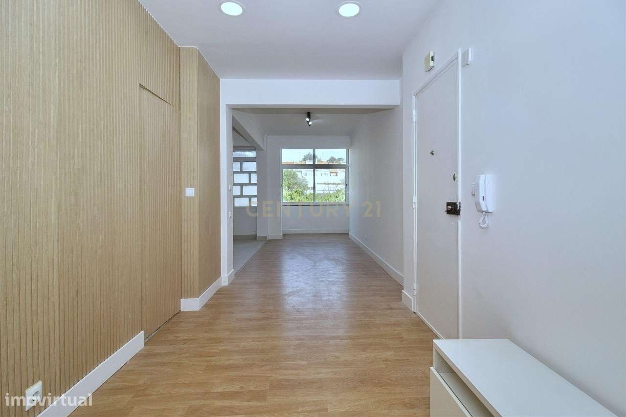 T2 em São Domingos de Benfica luminoso e arejado com ampla arrecadação-5