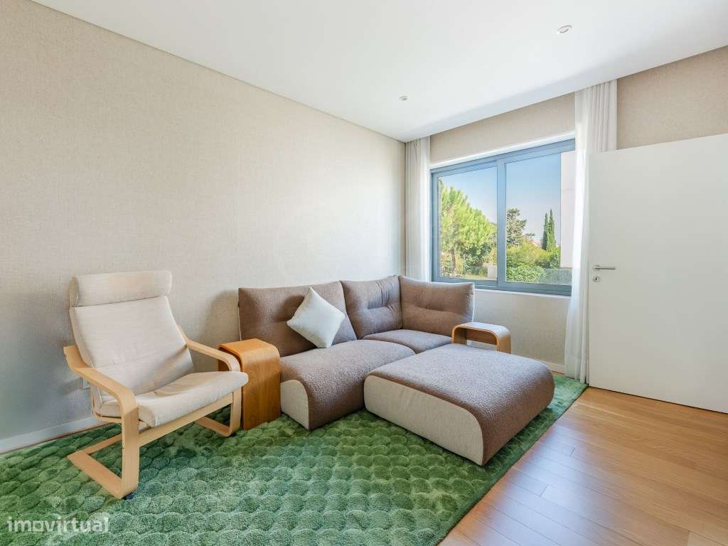 Moradia T8 c/Piscina | Queijas-19