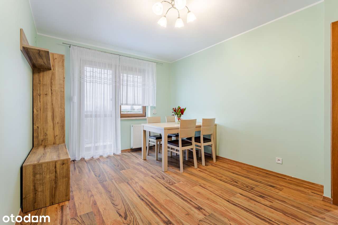 WYJĄTKOWA OKAZJA! Komfortowe 2 pokojowe. Oddzielna kuchnia + Strych!-0