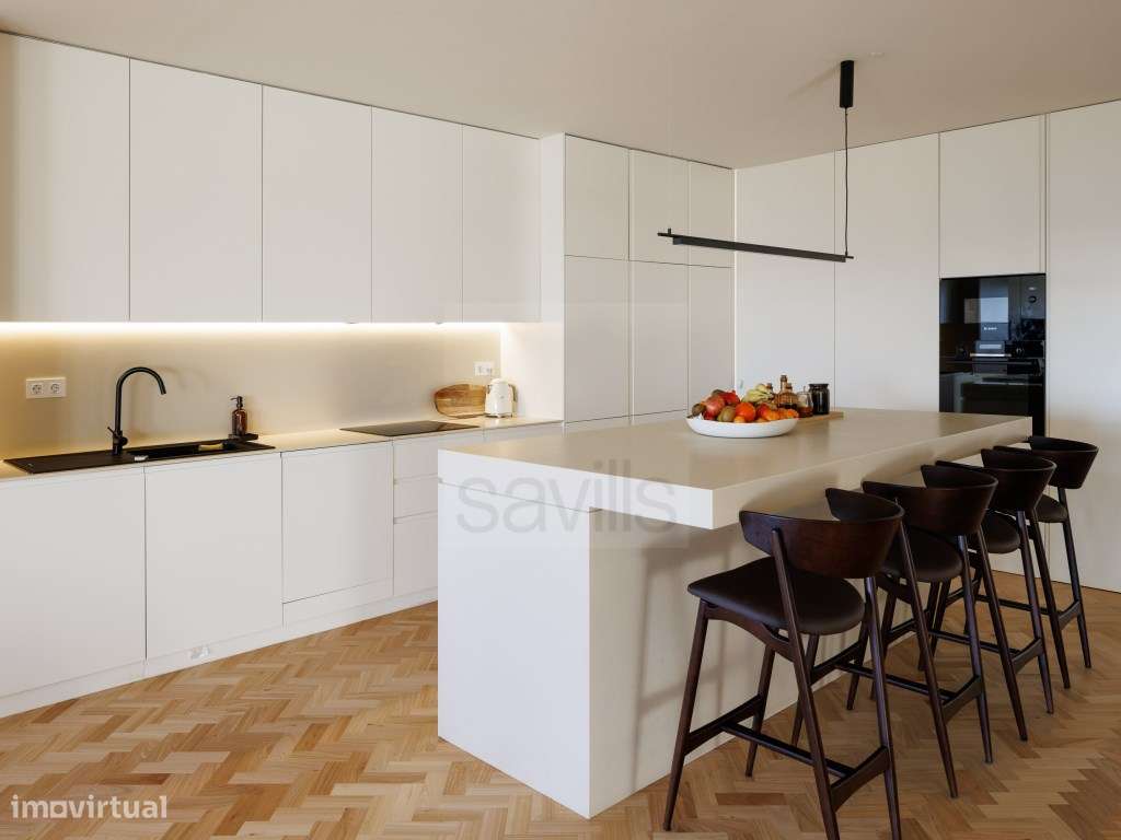 T4 totalmente remodelado na Rua Gonçalo Cristóvão - Porto - Grande imagem: 4/27