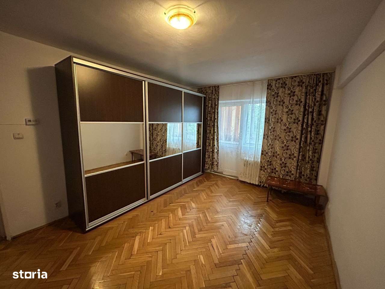 Apartament 2 camere, etaj 3 - zona Cetate - Imagine principală: 3/13