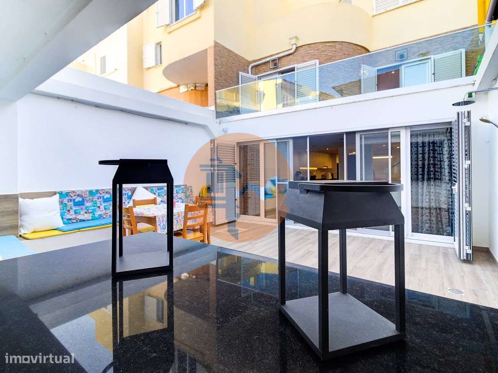 Andar de Moradia Dúplex T3+1 Renovado com Excelência - A 900m da Pr... - Grande imagem: 4/60