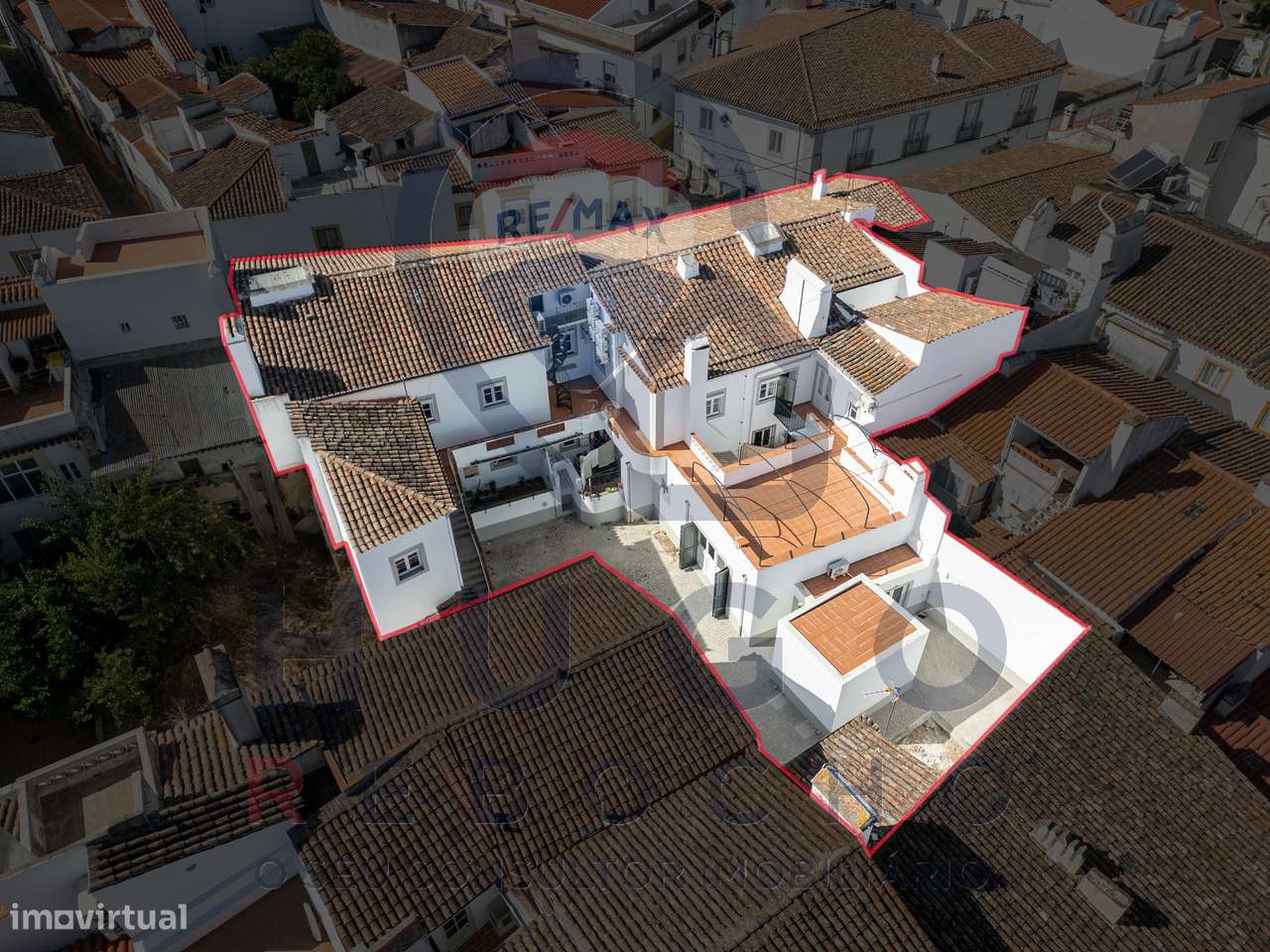 Prédio Exclusivo no Centro Histórico de Évora – Remodelado em 2025-47