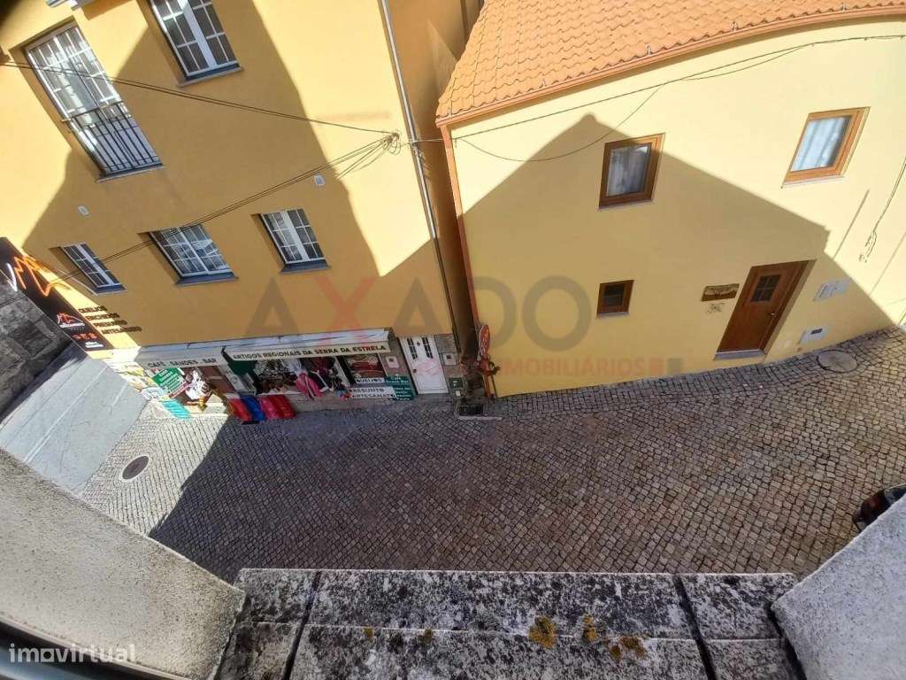 Moradia para remodelar na aldeia do Sabugueiro / Serra da Estrela. ... - Grande imagem: 5/39